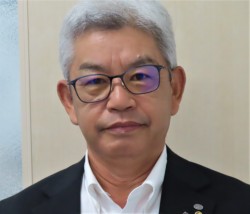 uTN}`َ̓҂1000l𒴂vƌXhВ