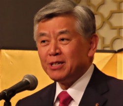 「笠原慶久頭取ら180人が出席・・」・・レイメイ藤井の熊本ビル祝賀会｜デジカメレポート｜くまもと経済