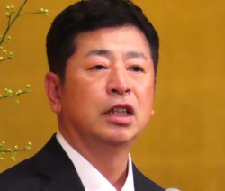 �u�����̌������Ɏ��g�ށv�ƈ��A���鉺�����Y�