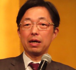 �u�n��55���N�B���ɂ��߂łƂ��������܂��v�ƌ��ؑ����m��