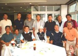 �P�W�N���܂�̉�ɎQ�������P�R�l�̃����o�[�i����j