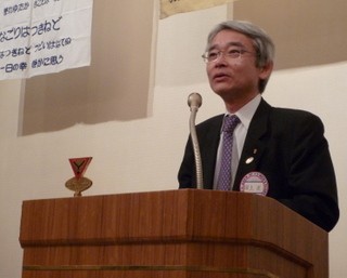 �u�d���𗣂�ė��ł݂Ȃ���ƌ𗬂���̂����C�Y�����Y�N���u�v�ƈ��A����i��̓c�㐳����