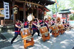 �F�{�����Z�̑��ە��ɂ���[���ۂ���I