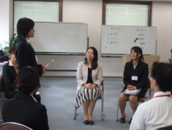 �R�O���[�v�ɕ�����Ă̗��K