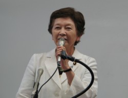 �f�v���Ȃǂɂ��ču�`���钆�R���q��b