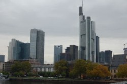 �}�C������ӂ̎U��������̓h�C�c�ł͒��������Z�X�̍��w�r����������