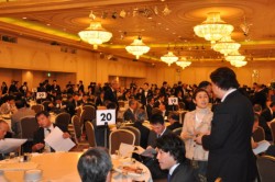 �Q���҂Ŗ����̉��A�ʎ��̊�