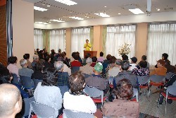 �Q���ԂŊ��҂�n��Z�����R�O�O�l���Q��