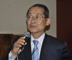 ��Î҈��A������O�Q�@�c���̖ؑ��m��\����