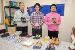 AOZORA�𗧂��グ������S���̃t�b�g�E�F�A���ƕ��B������f�U�C�i�[�̋����傳��A�f�U�C�i�[���p�^���i�[�̖x�N�_����A����C�̉F��C����