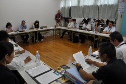 ��ʒ��̃l�C�`�������O�E�v���W�F�N�g�F�{�����ōs��ꂽ�u���܂��Ɩ��g�[�N�v