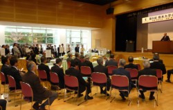 �����͂P�X�T�W�N�̑��Ɛ��̂ق��A�P�O�N�����ɂU�W�N�A�V�W�N�A�W�W�N�A�X�W�N�̑��Җ�100�l���o�Ȃ���