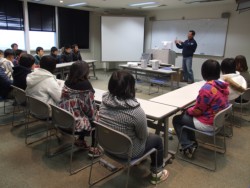 ��s�@����Ԏd�g�݂𕷂���������