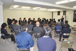 ���c�R���ڂ̋ߌo�t�@�[���������R�K�Ŏ��{