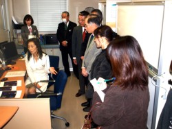 �S����̐����𕷂��Q����