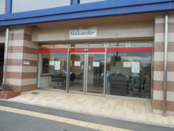 ��[���ɃI�[�v�������w�A�T�����}���A���h