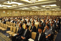 �z�e�����q�F�{�ŊJ�Â����A���{���F��v�m��������