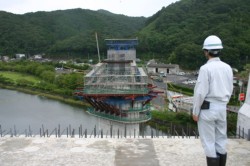 �Óޖؑ����猩�铒�Y�싴�B�����R���Ɣ�F����񂶓S�����܂���