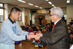 �{�ݗ��p�҂̖{�R�Y�傳��ɍ�ƑΉ�����n���≺�������i�E�j