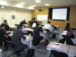 �p���A�ōs�����o�c�ҏm