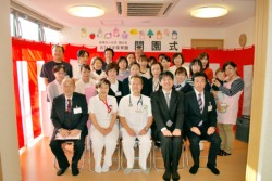 �E����R�O�l���o�Ȃ��ĊJ���ꂽ�J����