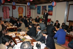 �u���������ƂȂ񂭂�v�ŊJ������P�R��𗬉�