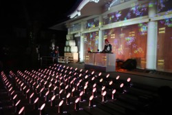 �Q�q�҂������łƐF�Ƃ�ǂ�͗l�������]�����肷��f�����e�́u�v���W�F�N�V�����}�b�s���O�v