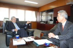 �u�ЊQ���ɑ厖�Ȃ��Ƃ́A�����E�����E�������A�����Đl�X����邱�Ƃł��v�Ƙb���ܕS�����������i���j