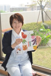 �@	�{����ɏΊ��������A�����̕ҏW��S�������Ǘ��h�{�m�̓��c��������