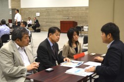 �����͈�ÁE���A�c�ƁA�T�[�r�X�Ȃ�52�Ђ��Q������