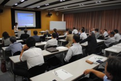 �����͕s���Y�֌W�҂Ȃǖ�S�O�l���Q��