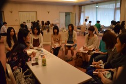 �����͓��ŁA�������쏊�A���łȂǂ�5�ЂɋΖ�����20�`40�Α�̑��Ɛ����w���Ǝ��^��������