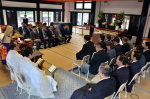 �����̓��f�B�A��L���㗝�X�Ȃǖ�40�̊�Ƃ��Q