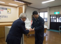 �{�ݗ��p�҂̋{�V���������ɍ�ƑΉ�����n���≺�������i���j