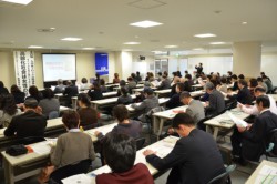 �����Q�ی��㗝�Ƌ���J�Â�����B��u���b�N���J�u��