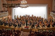 �������t�\��̃|�[�����h�E�V���W�A�E�t�B���n�[���j�[�ǌ��y�c