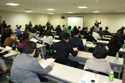 �p���A�ŊJ�������Ȉ�@�o�c�Z�~�i�[