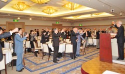 �W�S�l���o�Ȃ��A�e�r��[�߂�