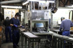 �u���[�L�p�f�B�X�N���[�^�Ȃǂ𐶎Y����G�C�e�B�[��B�̒������C��