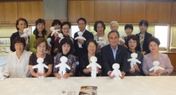 �쐬�����h�[������ɂ��郌�f�B�[�Y����Ɩ{�N���u�̃h�[���ψ���