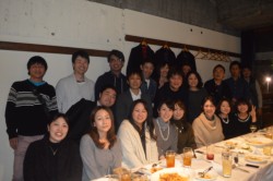 �����O����Q�Q�l���o�Ȃ����Q�N�Ԃ�̓�����