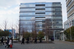 �����̑����A�V�����ɏo�΂���E����