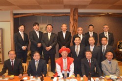 ����P�T�l���o�Ȃ����җ�j���B�O�񒆉����r��В�