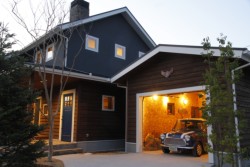 �R���ɃI�[�v���������f���n�E�X�u�T�[�t���K���[�W�n�E�X�v