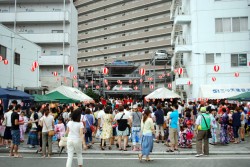 ���l�����ꂵ���čՂ�