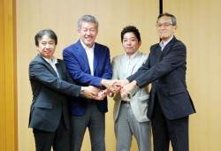 ���n���蒲�󎮂��I�����肷�鍶����ΟC�a��Y�F�{�s�_�����H�ǒ��A���J�N�v�В��A�g���l���̋{�␽������A�����`�K�F�{�����H�ό��J�������@