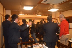 �S������Q�W�l���o�Ȃ����ًƎ�𗬉�