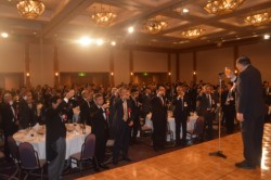 ���B�ŗ��m��̉����֌W�Җ�Q�R�O�l���o�Ȃ����j���