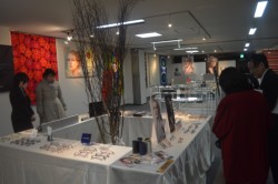 ���ЂŎ�舵���u�|�����X�v�𑽐��W�������t�F�A