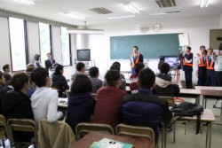 �F�{�H�Ɛ��w�Z�ŊJ�����u��ʈ��S�����v